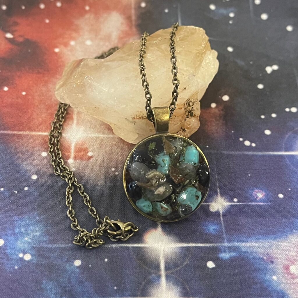 Significado espiritual de los amuletos - Significado espiritual de los amuletos,Cómo elegir un amuleto,Activar un amuleto energético,Amuletos para protección energética,Rituales con amuletos