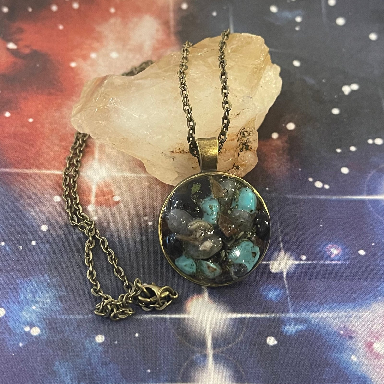 Significado espiritual de los amuletos - Significado espiritual de los amuletos,Cómo elegir un amuleto,Activar un amuleto energético,Amuletos para protección energética,Rituales con amuletos